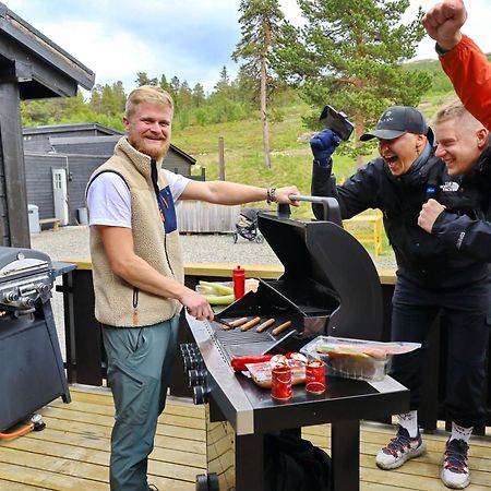 Active Adventure Base - Apartment & Lavvo, Dagali Fjellpark Eksteriør billede